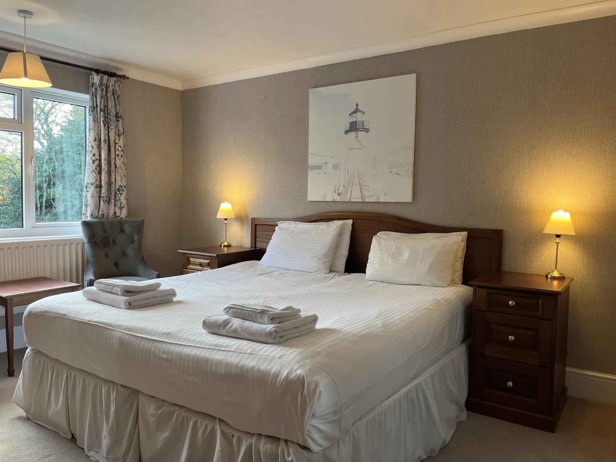 Le Chene Hotel Saint Peter Port Екстериор снимка